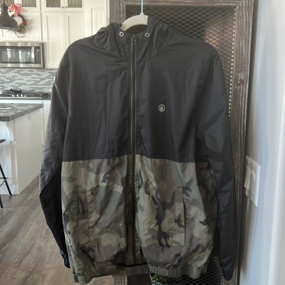 Volcom rain jacket